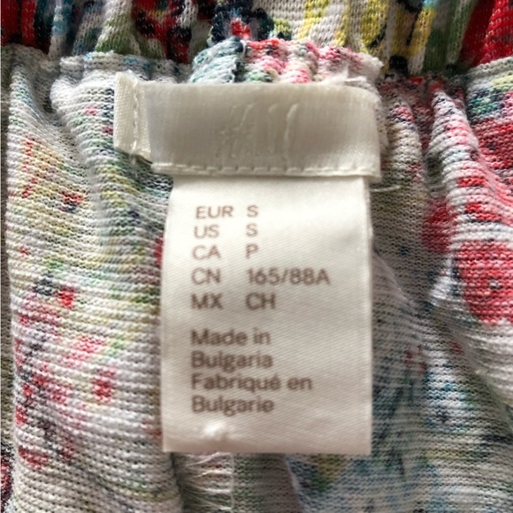 H&M Off The Shoulder Floral Print Dress Size S - Picture 11 of 13
